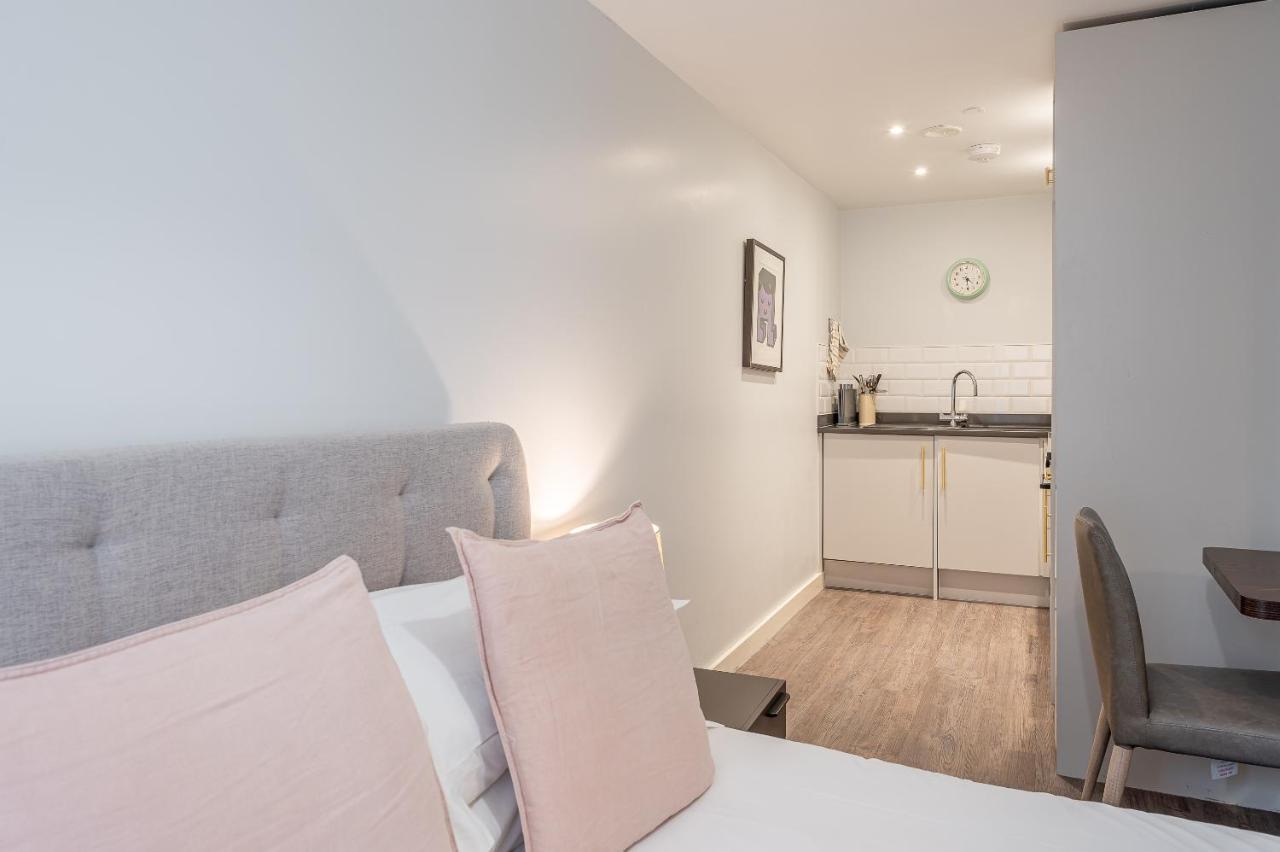 The Falcon Tap Apartment York Exterior photo
