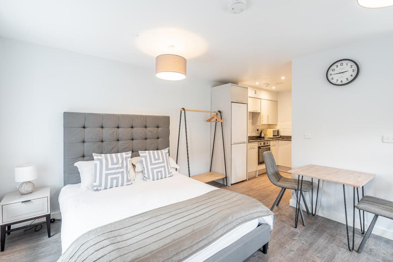 The Falcon Tap Apartment York Exterior photo